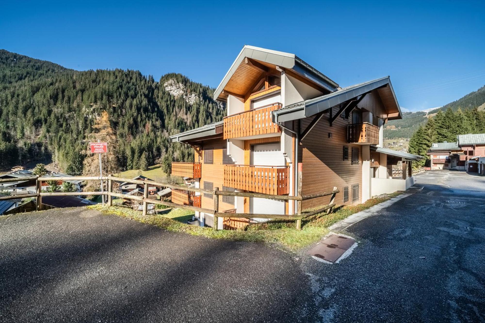 Studio Rez-De-Jardin, 4 Pers Chatel Exterior photo